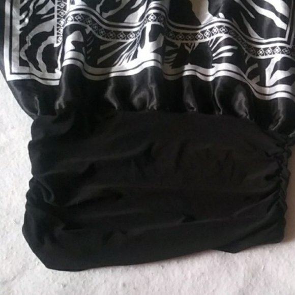 Scarf shirt/dress black and white animal stripe - Picture 5 of 8